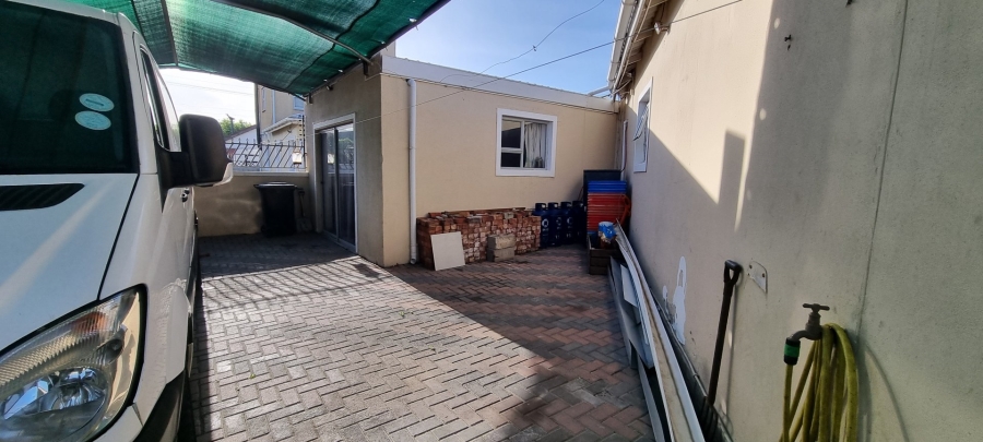 3 Bedroom Property for Sale in Ruyterwacht Western Cape